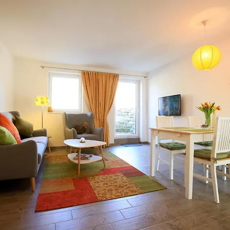 Hainhof Gaestewohnungen Feriegård *